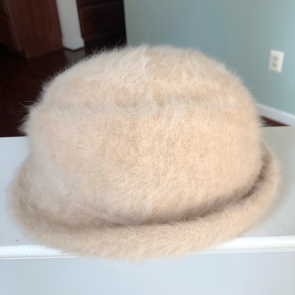 Jennifer Moore Fur blend winter hat